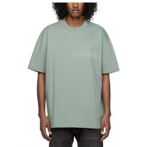 (XS) NWT Fear of God Essentials Short Sleeve‎ Tee in Sycamore